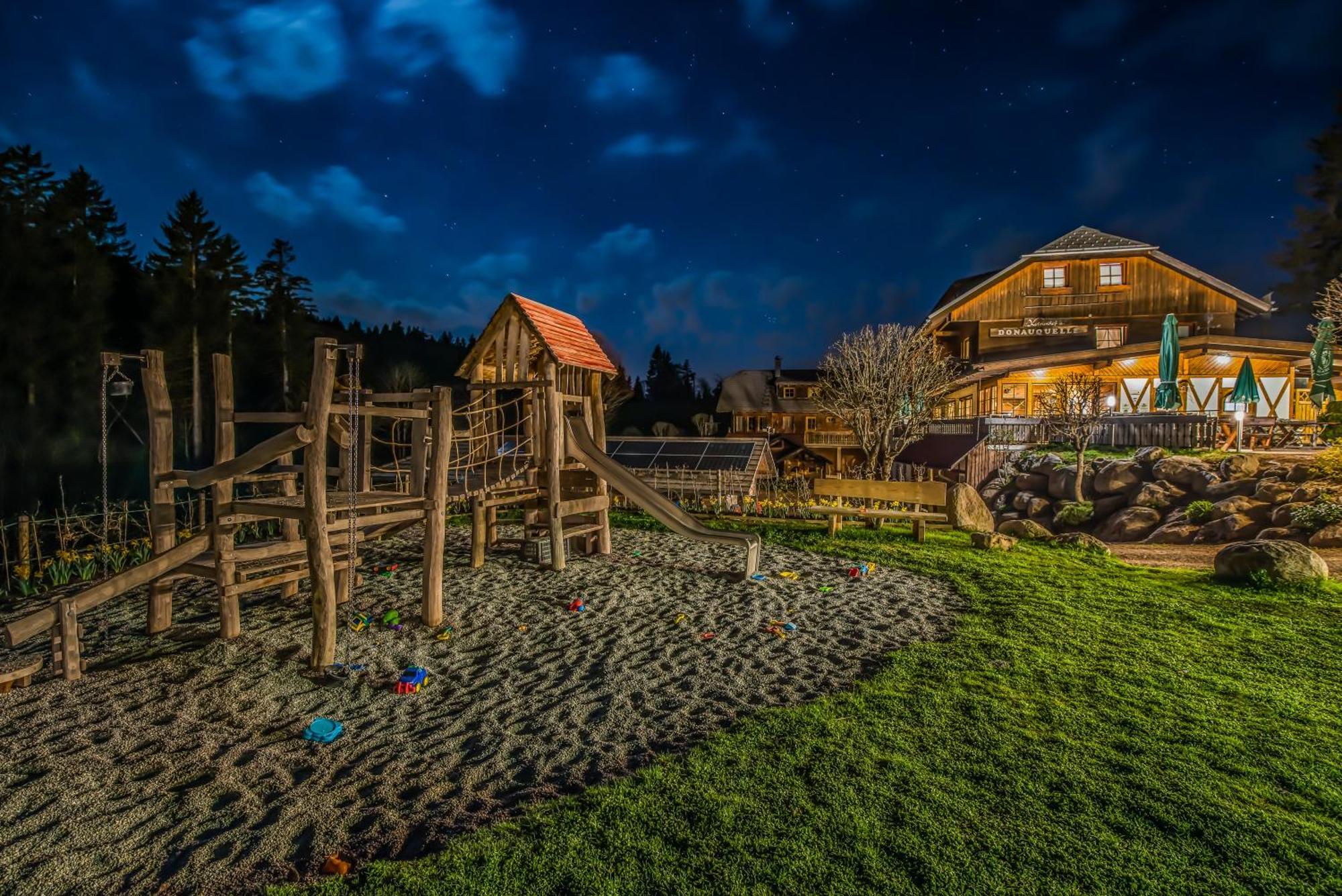 Hoehengasthaus Kolmenhof An Der Donauquelle Hotel Furtwangen Buitenkant foto