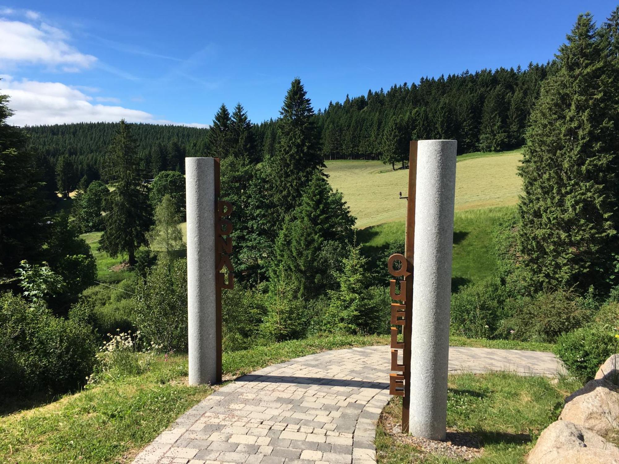 Hoehengasthaus Kolmenhof An Der Donauquelle Hotel Furtwangen Buitenkant foto