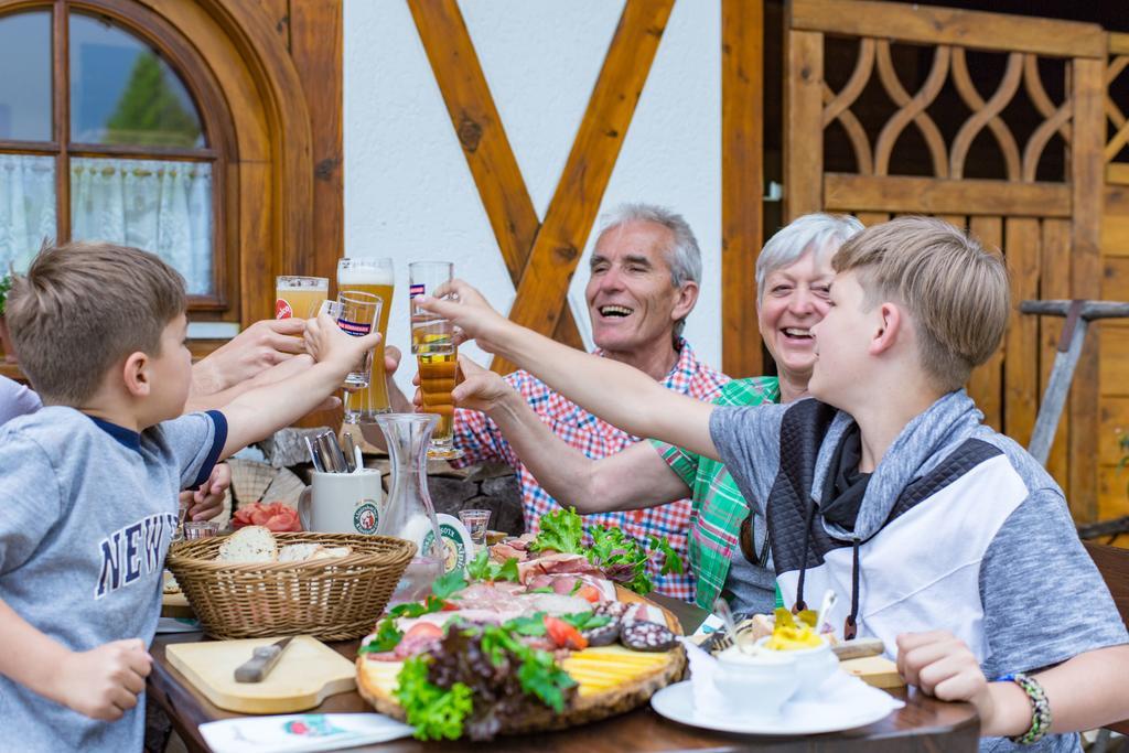 Hoehengasthaus Kolmenhof An Der Donauquelle Hotel Furtwangen Buitenkant foto